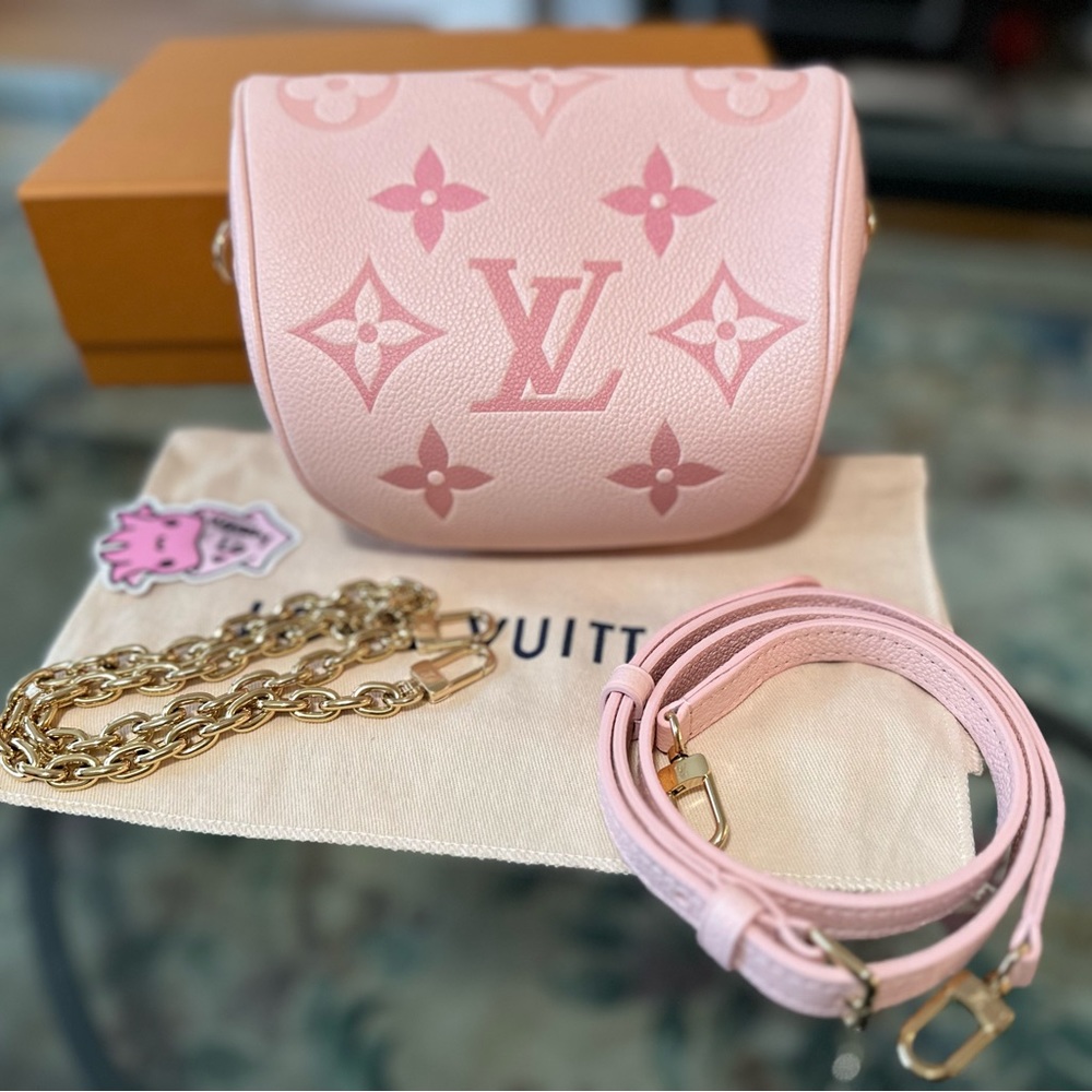 ❌SOLD❌💖BRAND NEW Louis Vuitton Mini Bumbag Gradient Pink Monogram💖 - Picture 2 of 11